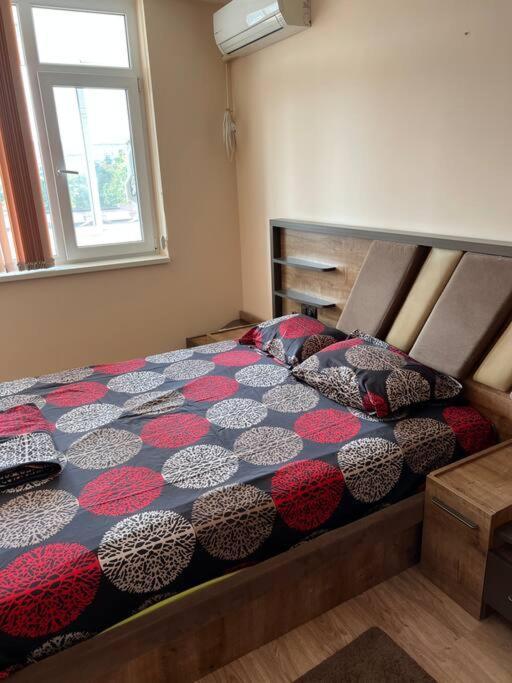 Лудогорско Бижу Razgrad Ngoại thất bức ảnh